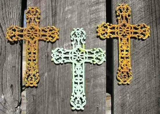 The Birdhouse Chick Cast Iron Crosses Set Of 3-Antique And Verde Finish