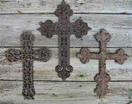 The Birdhouse Chick Plaques, Stepping Stones & Wall Decor Cast Iron Crosses-Set Of 3 Dark With Verde Accents